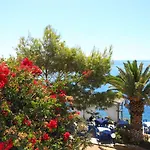 Guest house Filoxenia By Grispos