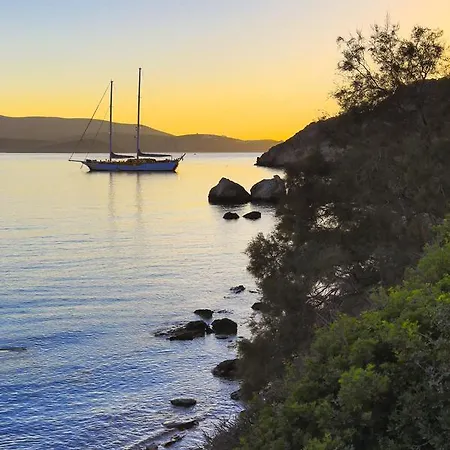 Filoxenia By Grispos Villas 3* Schoinoussa