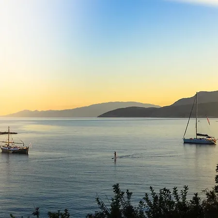 בית הארחה Filoxenia By Grispos