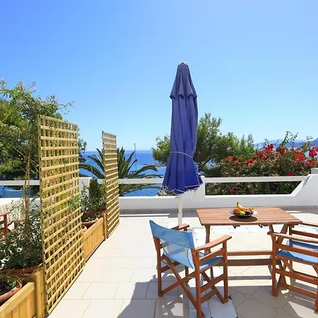 בית הארחה Filoxenia By Grispos Schoinoussa