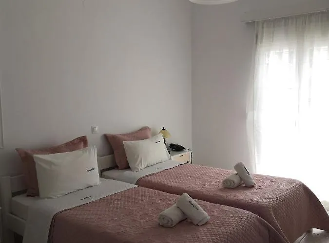 Filoxenia By Grispos Villas 게스트하우스 3*