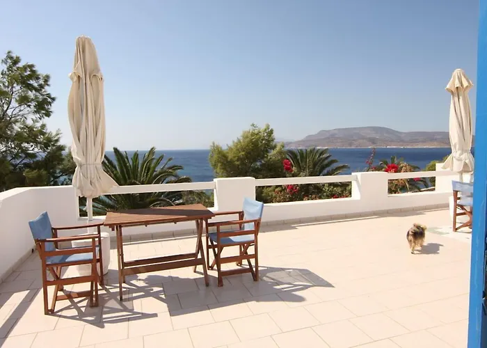 Filoxenia By Grispos Villas 게스트하우스 3*