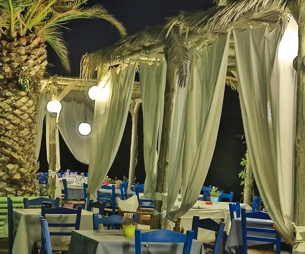 Filoxenia By Grispos Villas 3* Schoinoussa