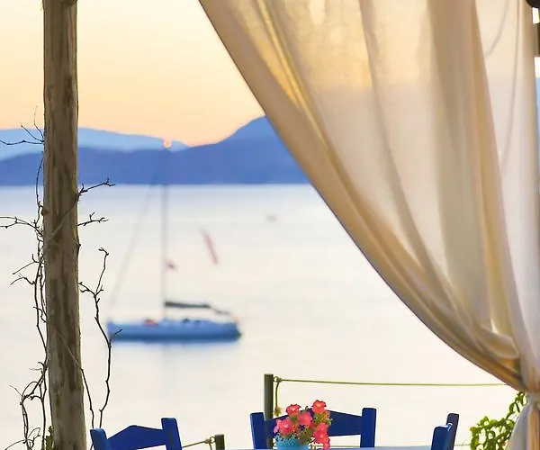 Filoxenia By Grispos Villas 3* Schoinoussa