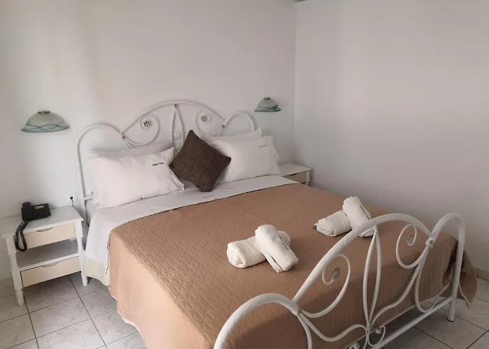 게스트하우스 Filoxenia By Grispos Villas